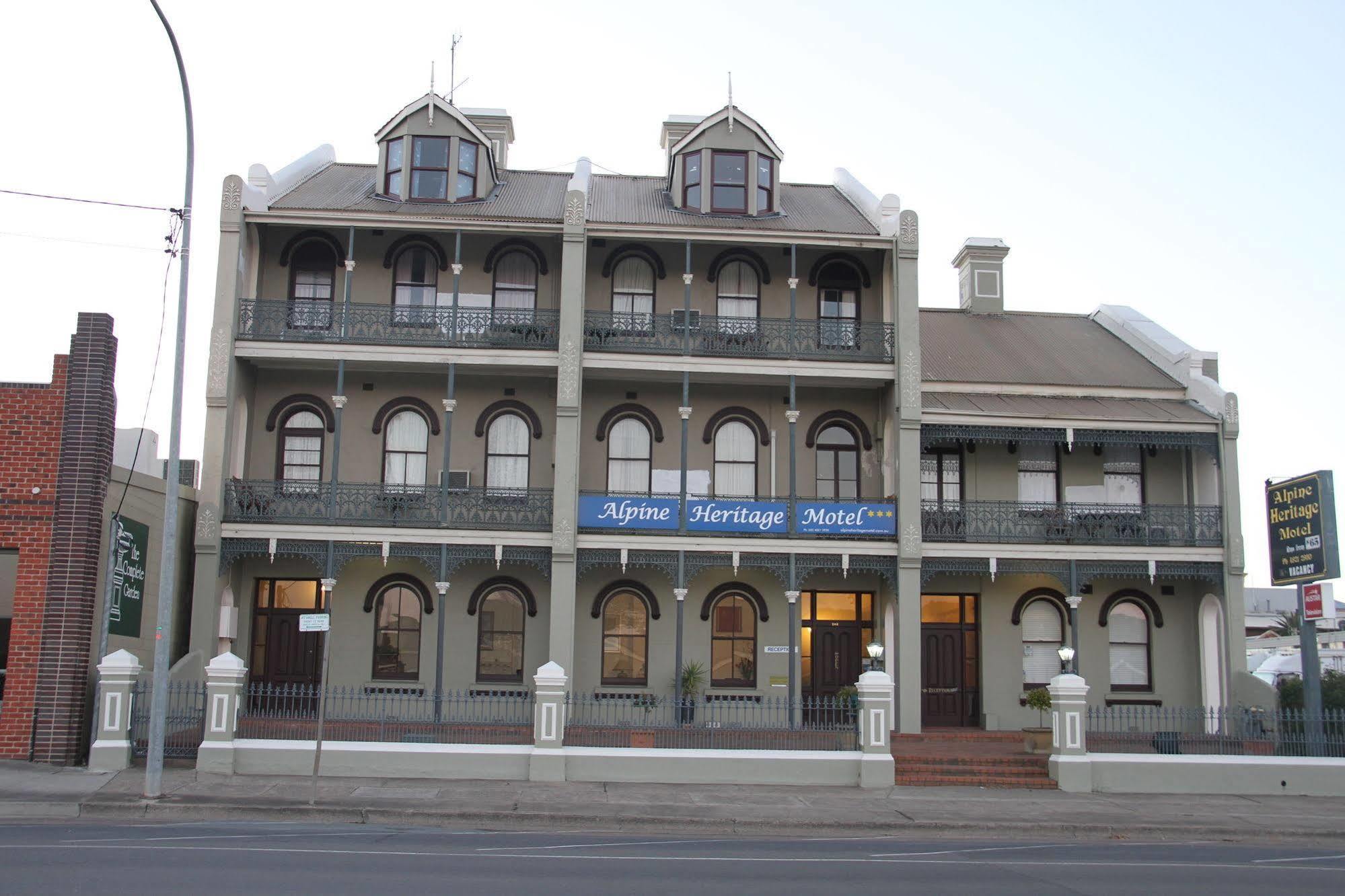 Alpine Heritage Motel Goulburn Eksteriør billede